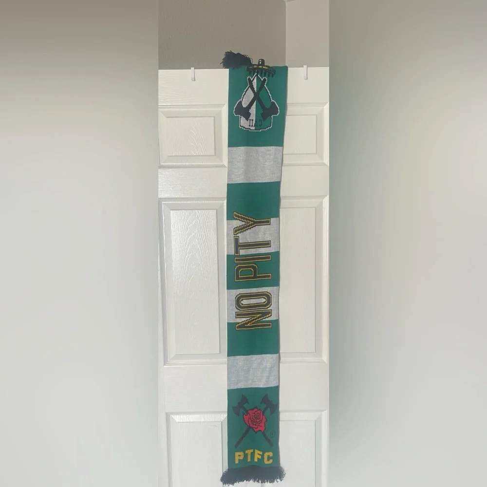 Portland Timbers Scarf - Picture 2 of 2
